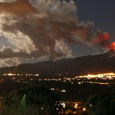 Fondachello Etna Mare" Apartment Mascali Bagian luar foto